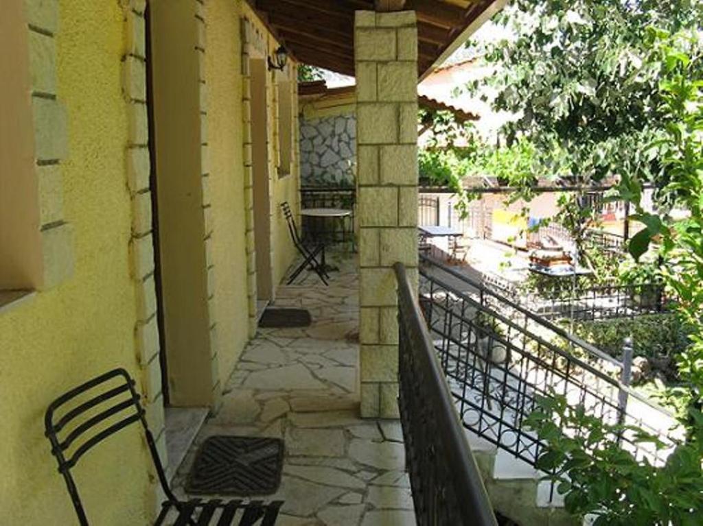 Hotel Lithos Priólithos Exterior foto